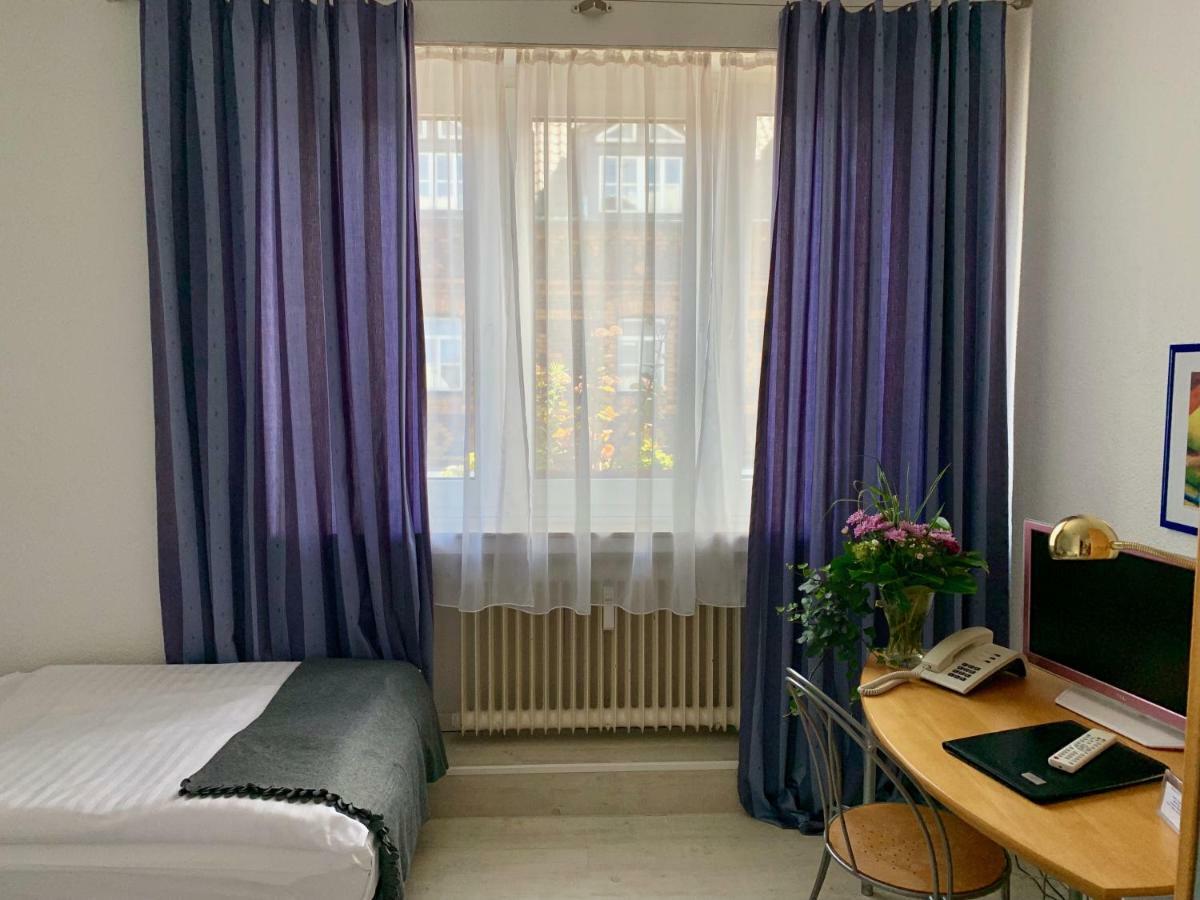 Art Hotel Koeln Екстериор снимка
